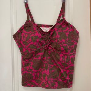 Woman’s Land’s End, swim Tankini, 18W DD, fuchsia pink.